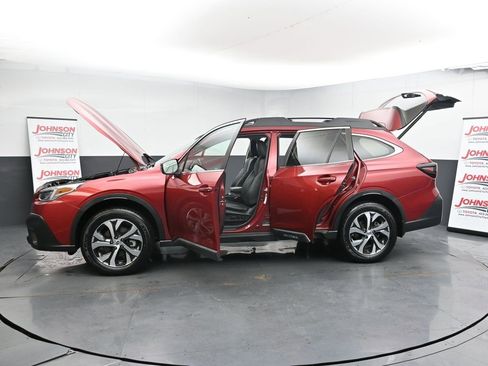 Used 2022 Subaru Outback Limited w/ Popular Package #2 image 47