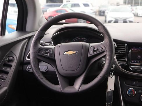 Used 2020 Chevrolet Trax LT image 20
