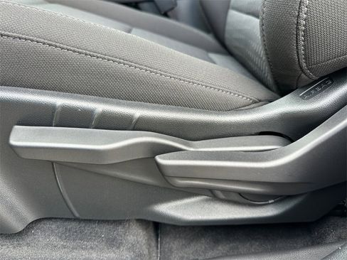 New 2026 Chevrolet Equinox LT w/ Safety and Technology Package image 10