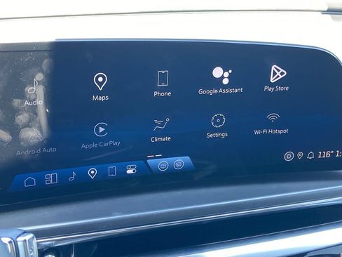 Used 2024 Cadillac Lyriq Tech RWD image 9