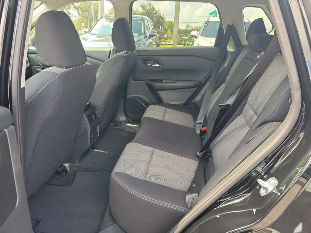 Certified 2026 Nissan Rogue SV AWD/4WD image 11