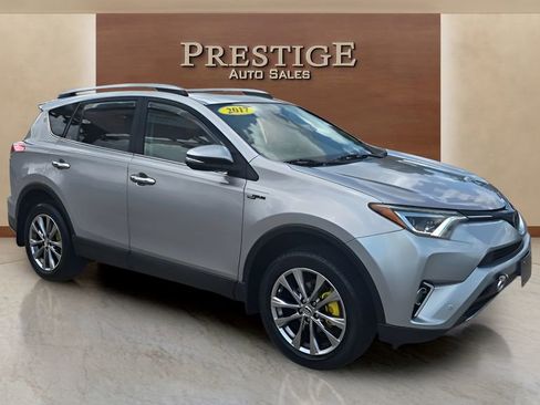 Used 2017 Toyota RAV4 Limited FWD image 13