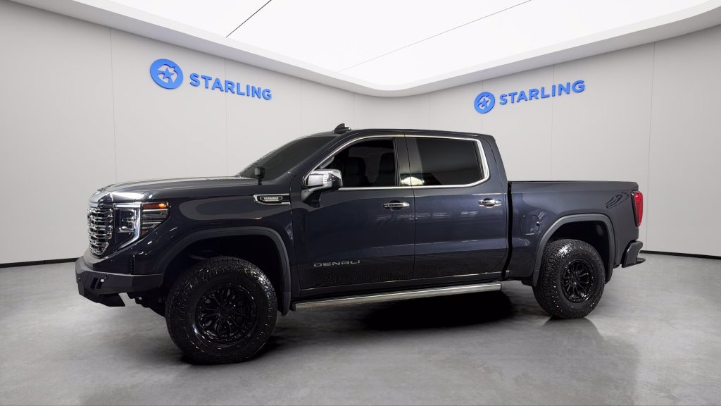 Used 2024 GMC Sierra 1500 Denali AWD/4WD image 3