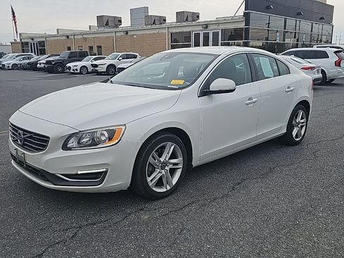 Used 2015 Volvo S60 T5 Premier image 15