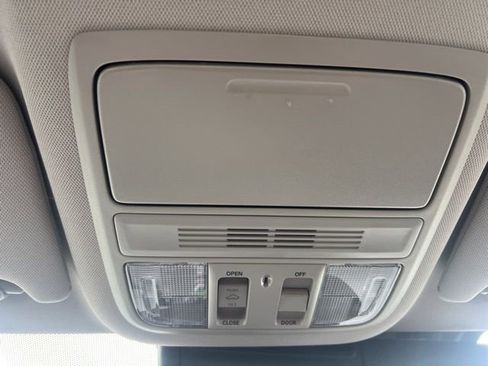 Used 2022 Honda Accord EX-L image 16