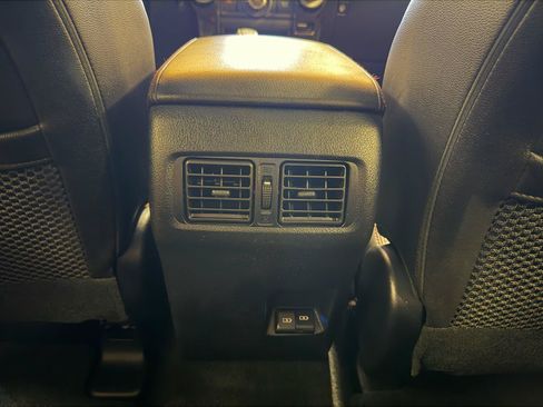 Used 2023 Toyota 4Runner TRD Off-Road Premium AWD/4WD image 23