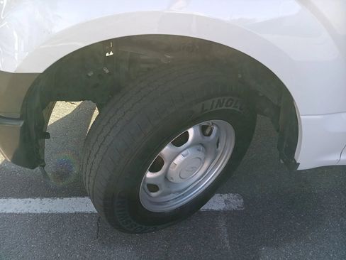Used 2017 Ford F150 XL w/ Equipment Group 101A Mid RWD image 18