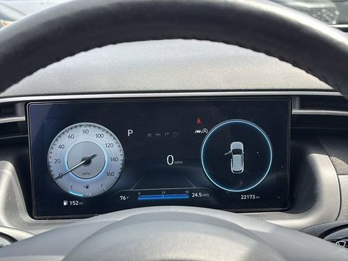 Used 2023 Hyundai Tucson Limited AWD/4WD image 16