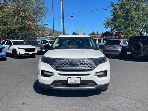 Used 2021 Ford Explorer Limited w/ Hybrid Equipment Group 310A AWD/4WD image 8