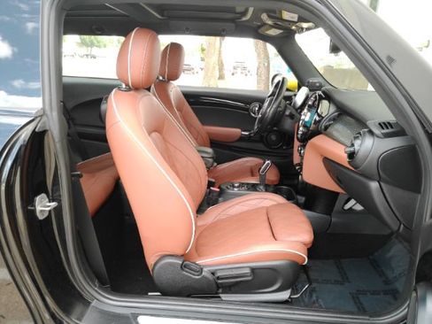 Used 2024 MINI Cooper SE FWD image 20