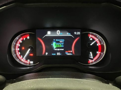 Used 2024 Toyota RAV4 LE AWD/4WD image 15