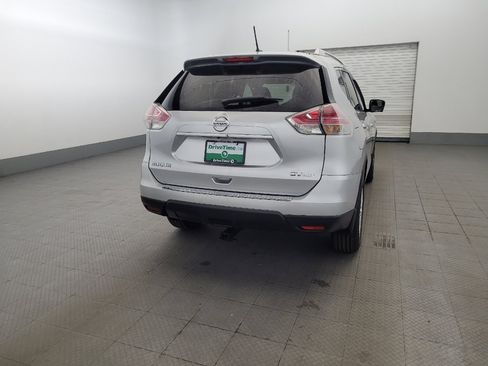 Used 2015 Nissan Rogue SV w/ SV Premium Package AWD/4WD image 7