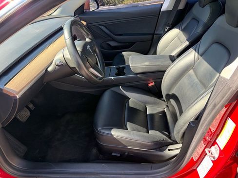 Used 2018 Tesla Model 3 Long Range image 8