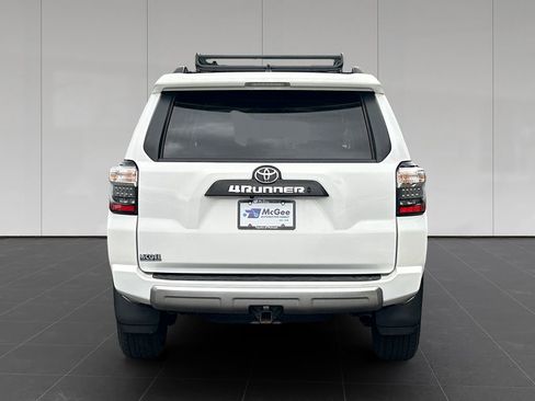 Used 2024 Toyota 4Runner TRD Off-Road Premium w/ Moonroof Package AWD/4WD image 4
