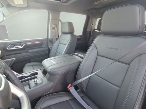New 2026 GMC Sierra 3500 Denali w/ Denali Reserve Package image 32