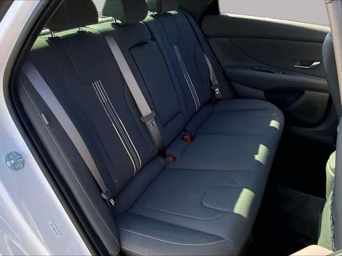 Used 2026 Hyundai Elantra SEL Sport Premium w/ Cargo Package FWD image 19