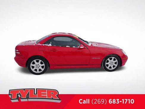 Used 2004 Mercedes-Benz SLK 230 image 9