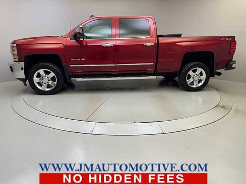 Used 2019 Chevrolet Silverado 2500 LTZ w/ Vortec Plus Package AWD/4WD image 2