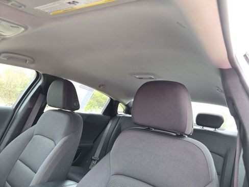 Used 2025 Chevrolet Malibu LT image 11