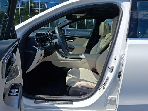 Certified 2024 Mercedes-Benz C 300 4MATIC Sedan image 13