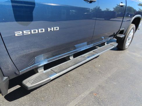 Used 2020 Chevrolet Silverado 2500 LTZ w/ LTZ Plus Package AWD/4WD image 15