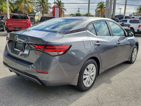 Certified 2021 Nissan Sentra S image 7
