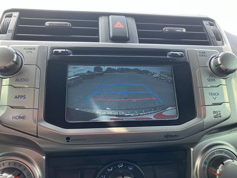 Used 2016 Toyota 4Runner SR5 Premium AWD/4WD image 18