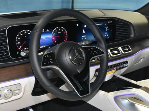 New 2026 Mercedes-Benz GLE 450 4MATIC image 2