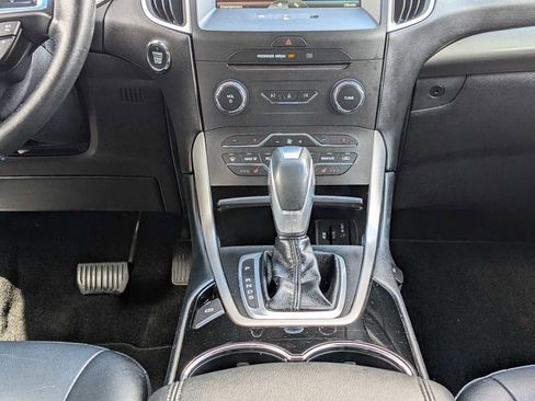 Used 2015 Ford Edge SEL w/ Equipment Group 201A image 12