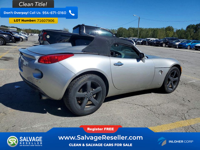 Used 2007 Pontiac Solstice Convertible w/ Preferred Package RWD image 4