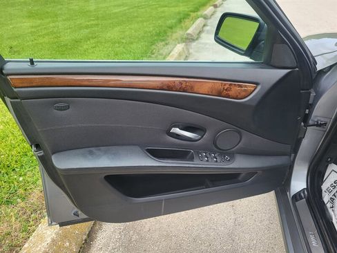 Used 2010 BMW 528i xDrive Sedan AWD/4WD image 22