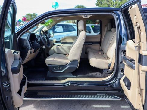 Used 2018 Ford F150 XLT w/ Equipment Group 302A Luxury AWD/4WD image 11