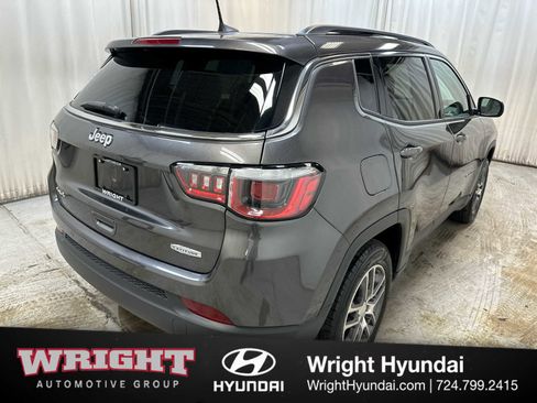 Used 2020 Jeep Compass Latitude image 6