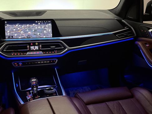 Used 2020 BMW X7 xDrive40i w/ M Sport Package AWD/4WD image 30