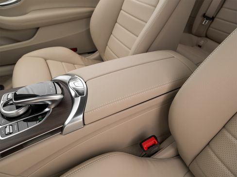 Used 2023 Mercedes-Benz C 300 Sedan image 33
