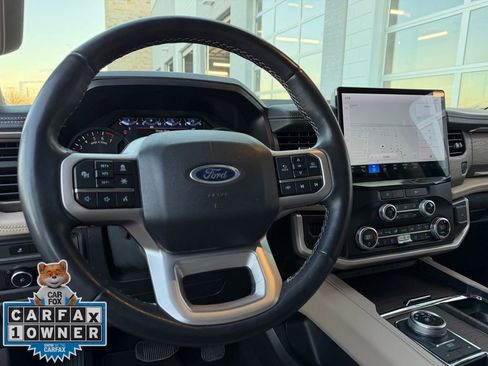 Used 2024 Ford Expedition Max Limited image 11