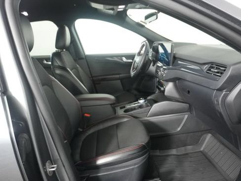Certified 2024 Ford Escape ST-Line w/ Tech Pack #1 AWD/4WD image 33