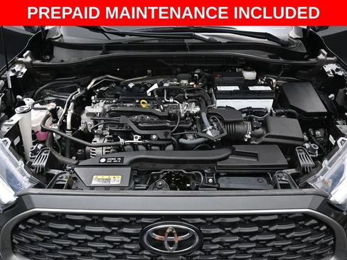 Certified 2025 Toyota Corolla Cross XLE FWD image 33