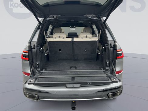 Used 2023 BMW X7 xDrive40i w/ M Sport Package image 27