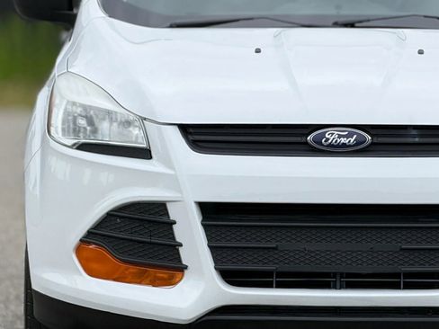 Used 2016 Ford Escape S FWD image 11