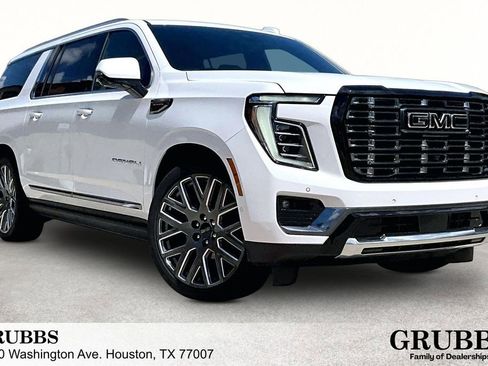 Used 2026 GMC Yukon XL Denali Ultimate w/ LPO, Floor Liner Package AWD/4WD image 1