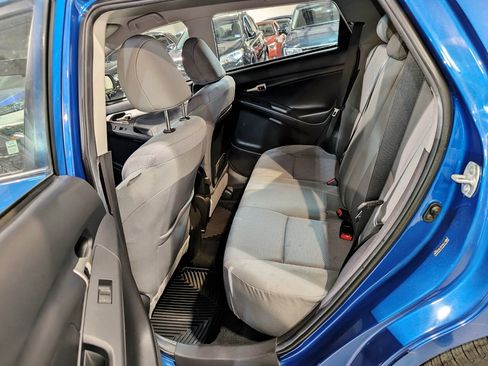 Used 2009 Toyota Matrix S image 18