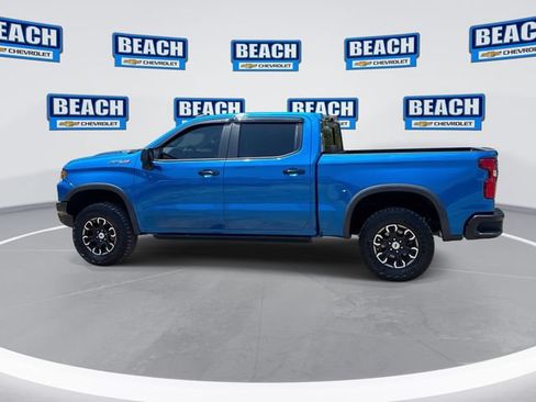 Used 2022 Chevrolet Silverado 1500 ZR2 w/ Technology Package AWD/4WD image 5