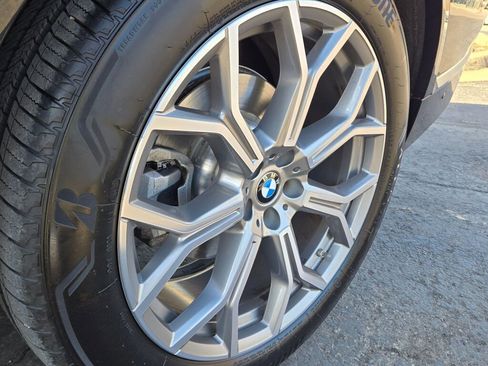 Used 2023 BMW X7 xDrive40i image 36