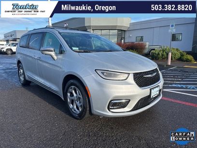 Used 2022 Chrysler Pacifica Limited