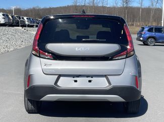 Used 2023 Kia Soul LX w/ LX Technology Package video 4