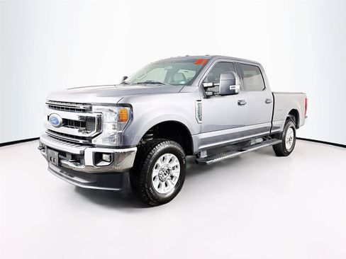 Used 2021 Ford F250 XLT w/ XLT Value Package AWD/4WD image 7