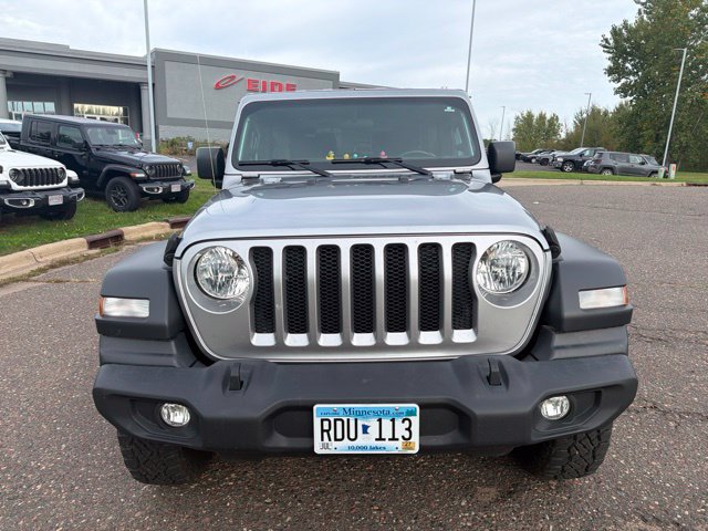 Used 2019 Jeep Wrangler Sport AWD/4WD image 9