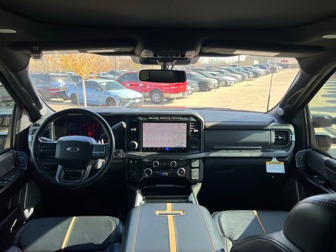 Used 2024 Ford F250 Platinum image 20