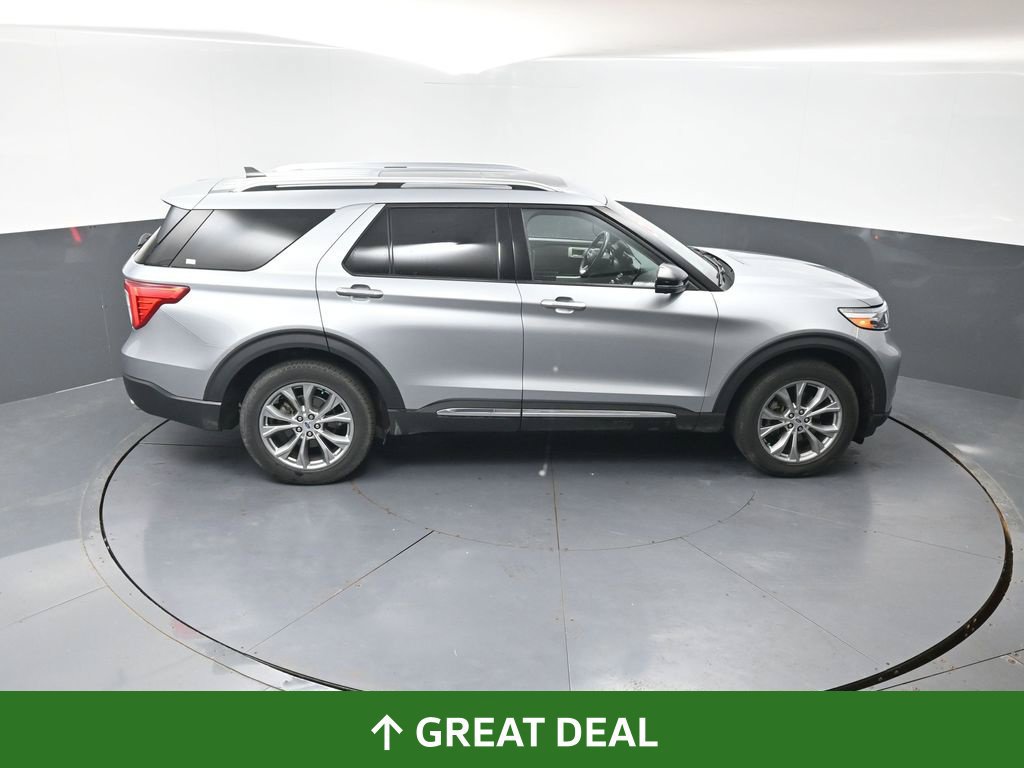 Used 2022 Ford Explorer Limited w/ Equipment Group 301A AWD/4WD image 45